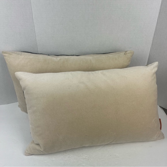 Aidan Gray luxury brand pair of cream with black graphic and feather inserts. - Picture 5 of 16